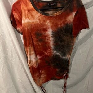 Discreet Orange and Brown Tie-Dye Short Sleeve Top